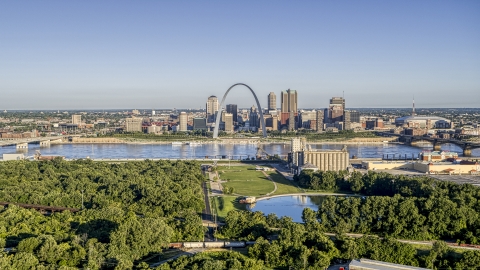 The Arch and skyline seen from a riverfront park, Downtown St. Louis, Missouri Aerial Stock Photos | DXP001_022_0004