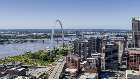 DXP001_025_0001 - Aerial stock photo of The I-44 between Gateway Arch and office buildings in Downtown St. Louis, Missouri