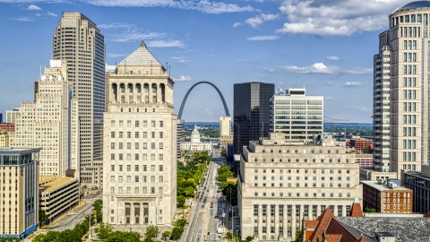 DXP001_031_0002 - Aerial stock photo of Courthouses and skyscrapers in Downtown St. Louis, Missouri, Gateway Arch in the background