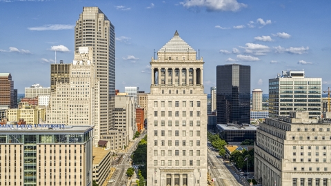 DXP001_031_0011 - Aerial stock photo of A federal courthouse in Downtown St. Louis, Missouri