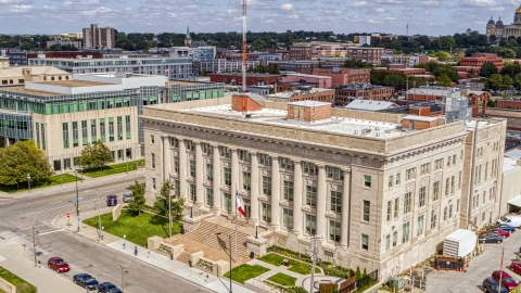 The Des Moines Police Department building in Des Moines, Iowa Aerial Stock Photos | DXP002_165_0003