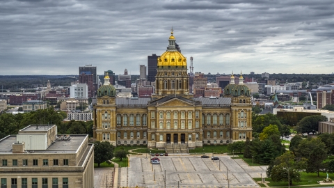 The Iowa State Capitol in Des Moines, Iowa in front of the city skyline Aerial Stock Photos | DXP002_165_0021