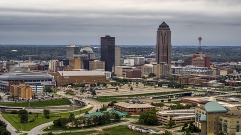 DXP002_167_0004 - Aerial stock photo of The city's skyline and skyscraper in Downtown Des Moines, Iowa