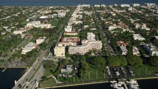 5K aerial stock footage of approaching apartment building, Palm Beach, Florida Aerial Stock Footage | AX0032_099