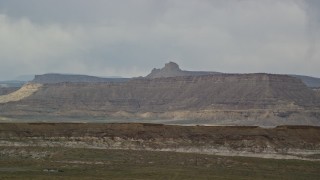 5.5K aerial stock footage flyby a mesa, butte on top, Glen Canyon National Recreation Area, Utah, Arizona Aerial Stock Footage | AX131_103