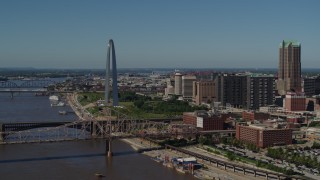 5.7K aerial stock footage of the Gateway Arch seen from Martin Luther King Bridge in Downtown St. Louis, Missouri Aerial Stock Footage | DX0001_000607