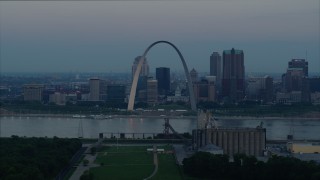 5.7K aerial stock footage of the Gateway Arch and the skyline of Downtown St. Louis, Missouri, across the river at sunrise Aerial Stock Footage | DX0001_000921