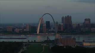 5.7K aerial stock footage of the riverfront Gateway Arch in Downtown St. Louis, Missouri, at sunrise Aerial Stock Footage | DX0001_000930