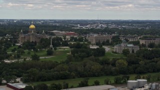 5.7K aerial stock footage ascend to flyby the Iowa State Capitol and grounds in Des Moines, Iowa Aerial Stock Footage | DX0002_165_039