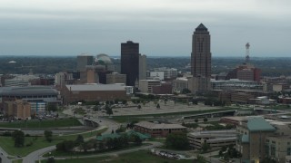 5.7K aerial stock footage flyby the city's skyline and skyscraper in Downtown Des Moines, Iowa, and descend Aerial Stock Footage | DX0002_167_013