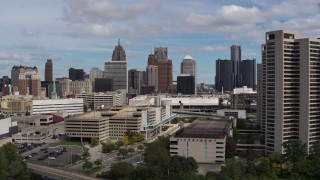 5.7K aerial stock footage ascend for a view of the skyline, Downtown Detroit, Michigan Aerial Stock Footage | DX0002_189_021