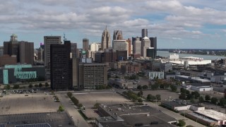 5.7K aerial stock footage ascend for a view of the skyline, Downtown Detroit, Michigan Aerial Stock Footage | DX0002_189_029